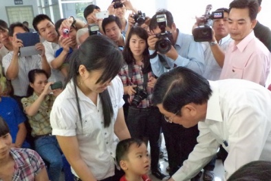 Khi lãnh đạo gần dân